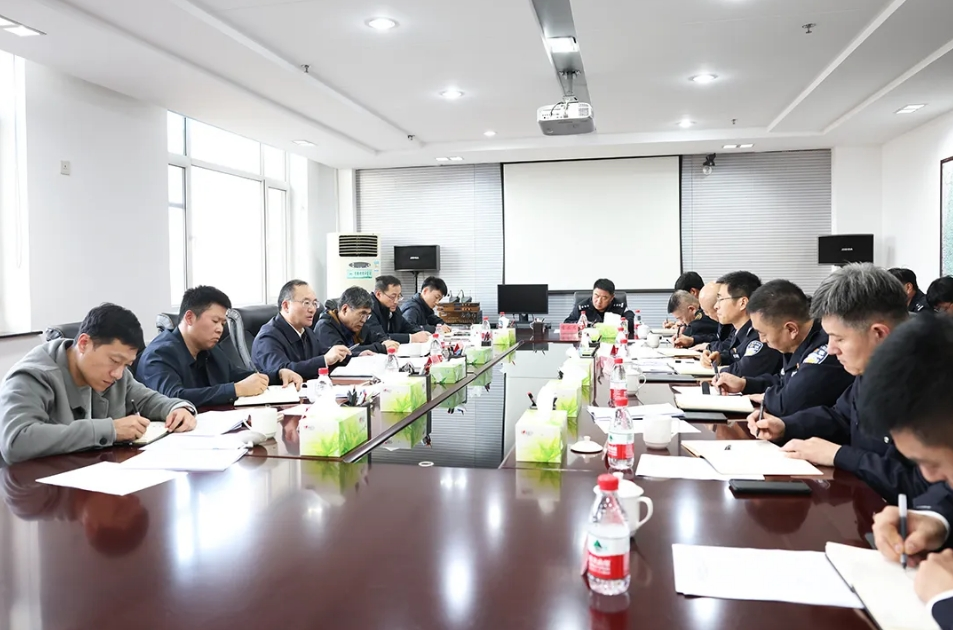 鄭藝在鐵嶺調研督導時強調 深入貫徹落實全國全省公安工作會議和全國公安廳局長座談會精神 切實提升公安機關新質戰斗力